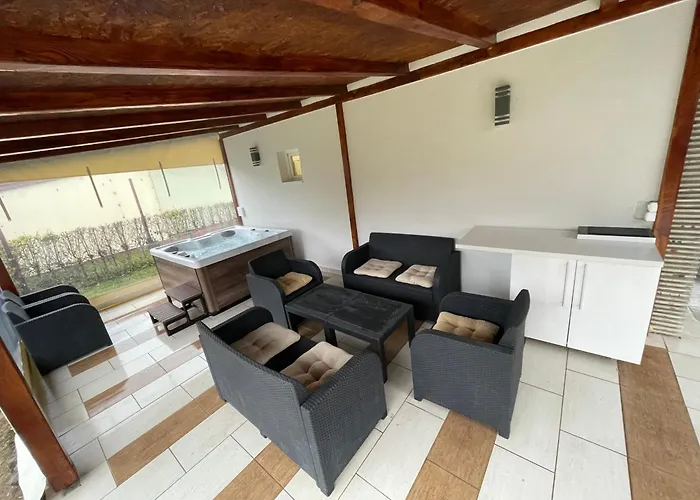 Arany Vendeghaz * Balatonmáriafürdő