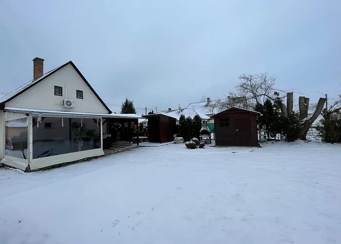 Arany Vendeghaz Vakantiehuis Balatonmáriafürdő